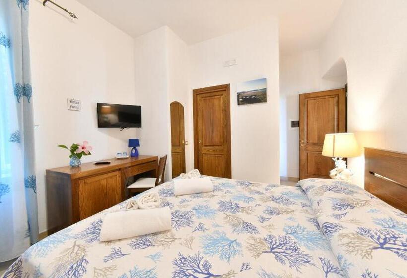 Номер Стандарт Вид на Сад, Relais Maison De Charles