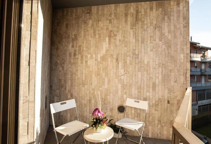 Люкс Deluxe Кровать Кинг, B&b Leterrazze Boutique Hotel   Torino