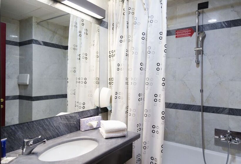 Номер Стандарт Трехместный, Ih Hotels Milano Blu Visconti