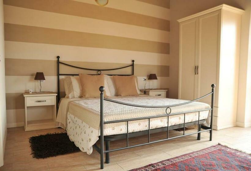 Номер Стандарт Вид на Город, B&b Ronco Degli Ulivi