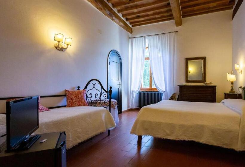 Номер Стандарт Трехместный, Albergo Santa Chiara