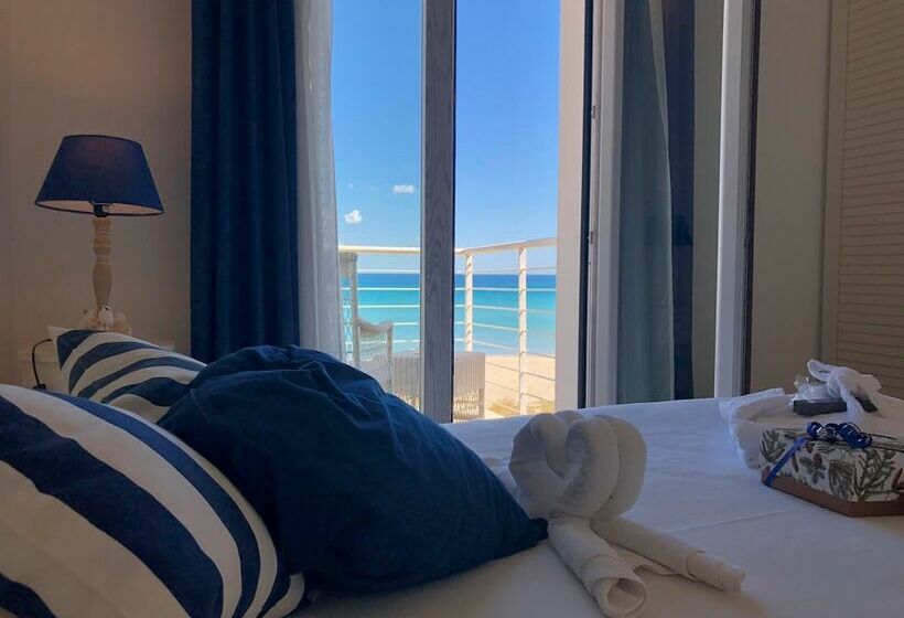 带海景的标准房, Nautilus