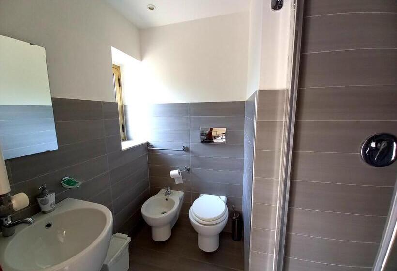 Номер Стандарт с Балконом, Agritrinacria Rooms