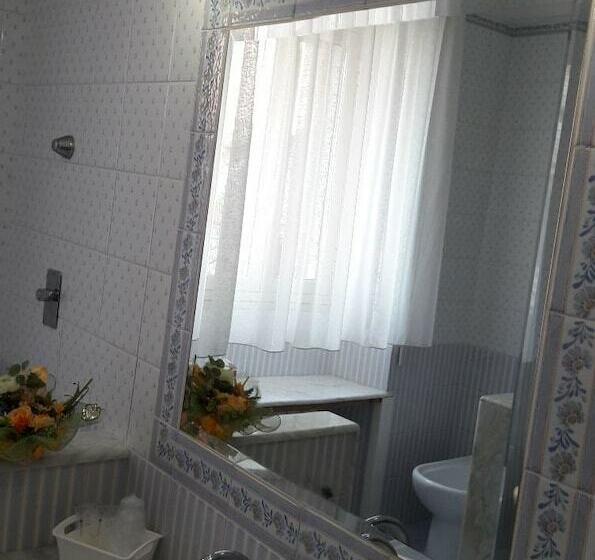 اتاق لوکس, Camere Di Ulisse