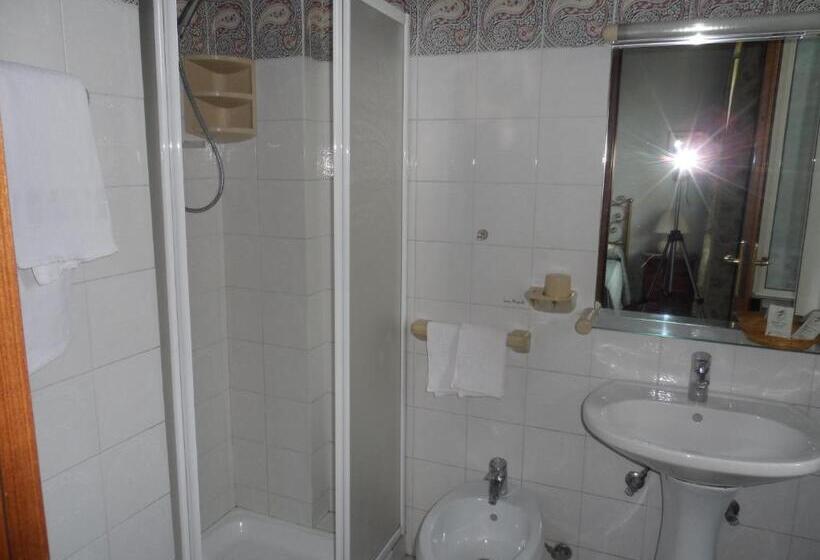 标准间, Albergo Lucia Pagnanelli