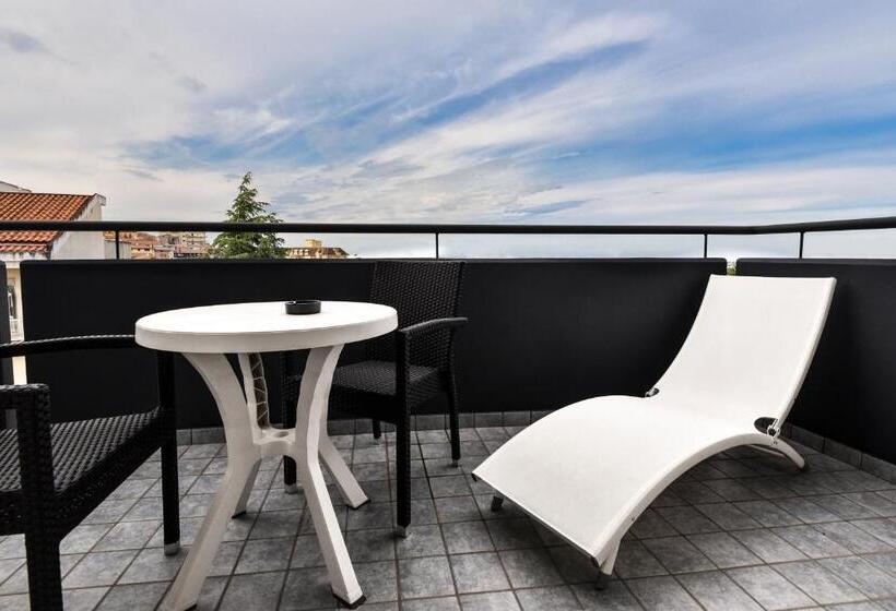 اتاق استاندارد چهار تخته, Villa Bianca Hotel & Spa