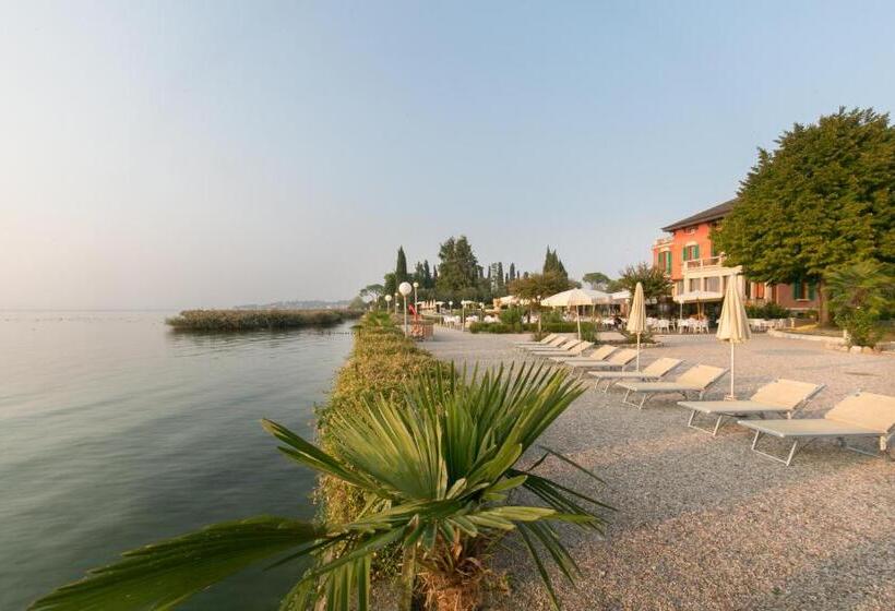 اتاق استاندارد چهار تخته, Villa Pioppi
