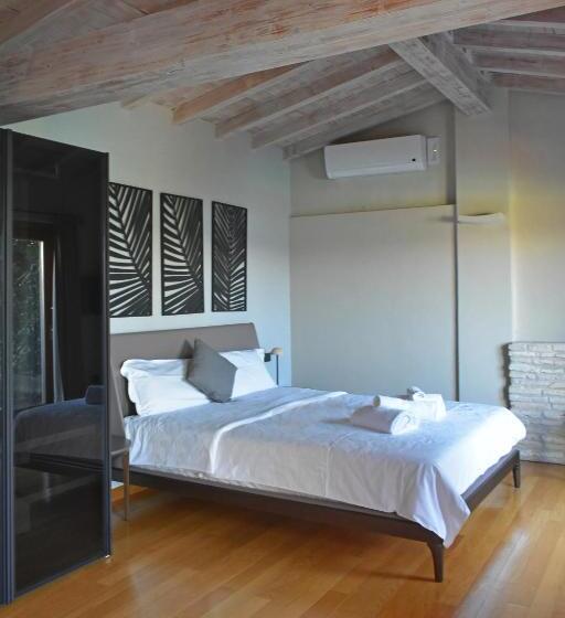 اتاق استاندارد سه نفره, Villa Pioppi