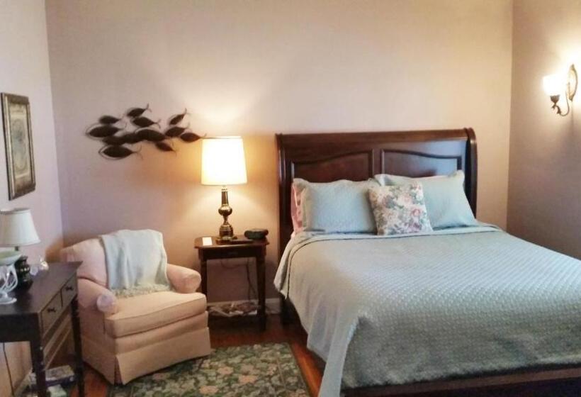 Номер Стандарт, Farrell House Lodge At Sunnybrook Trout Club