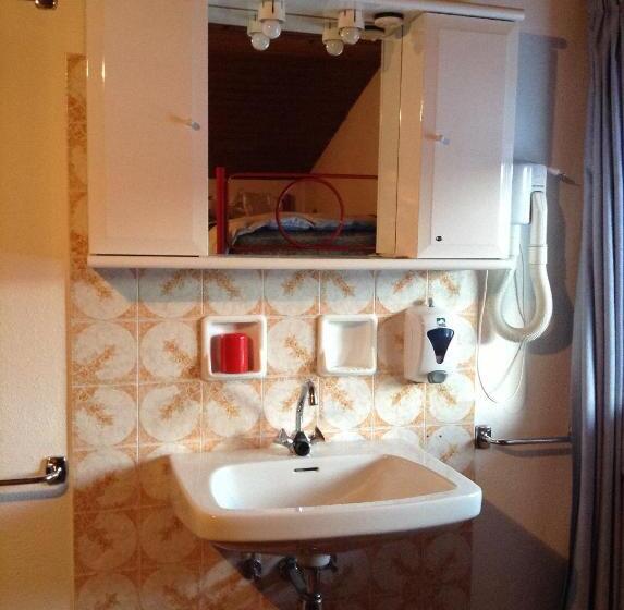 اتاق استاندارد سه نفره, Garnì Villa Cecilia