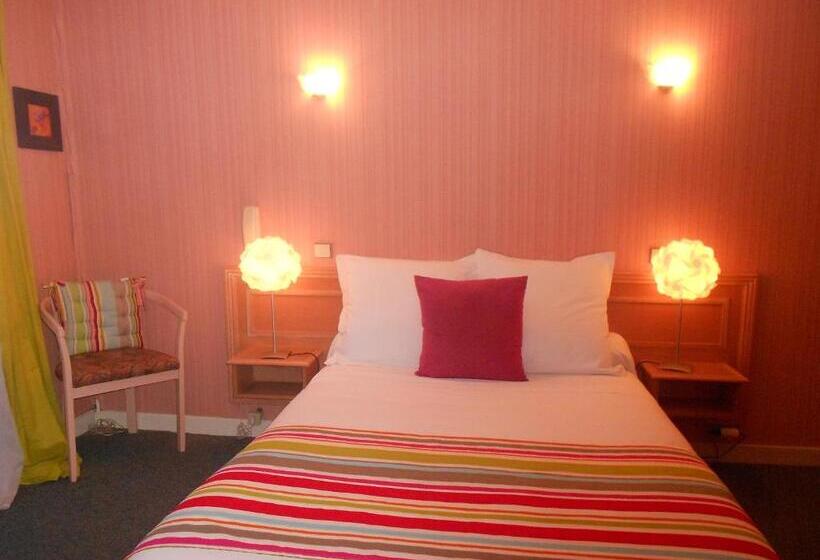 Номер Стандарт, Hôtel Camou