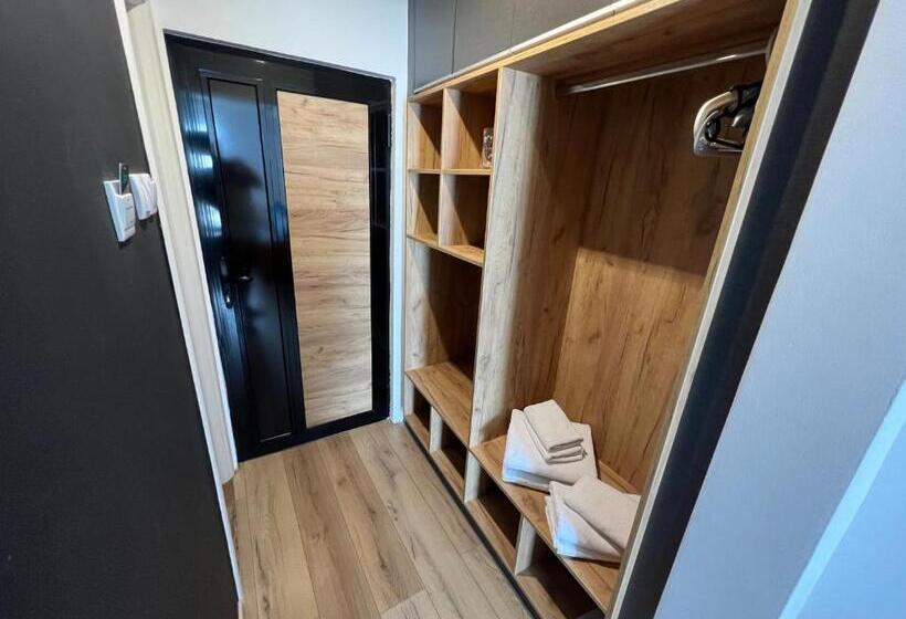 침실 1개 디럭스 아파트, Business Hotel Prijedor