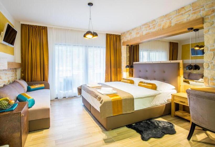 Трехместный Номер Deluxe, Luksuzne Sobe Luce