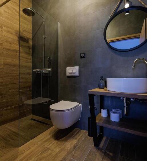 اتاق لوکس, Rooms Lišnić