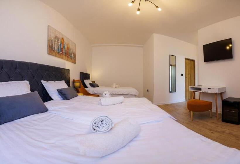 اتاق لوکس سه تخته, Rooms Lišnić
