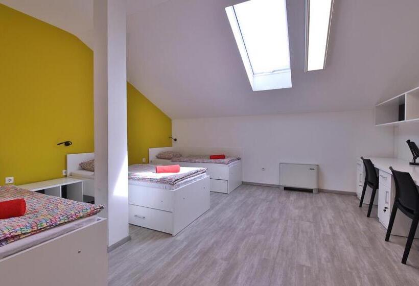 Номер Стандарт Трехместный, Hostel Bedem