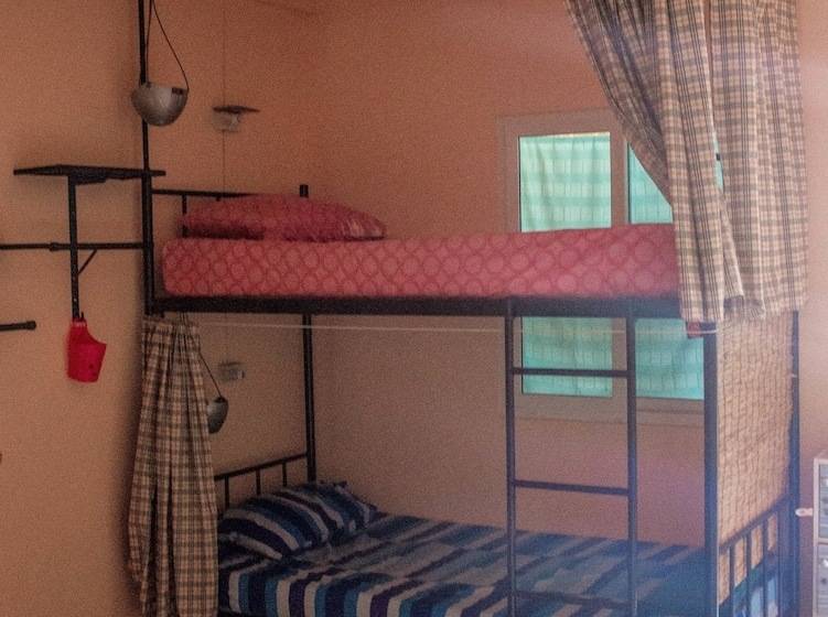 공동 객실, Karma Home Hostel
