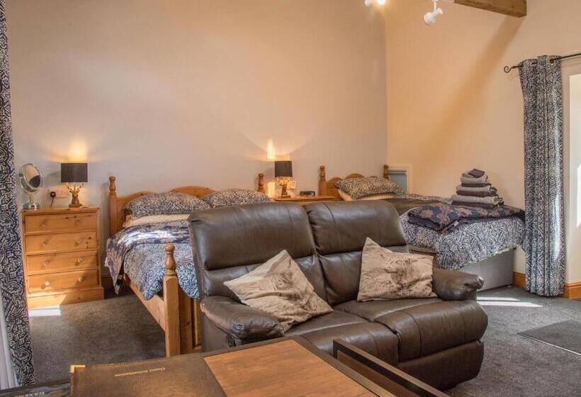 스탠다드 트리플 룸, Wydon Farm Bed And Breakfast