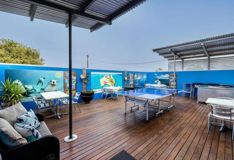 스탠다드 스튜디오, Port Lincoln Studio Apartments