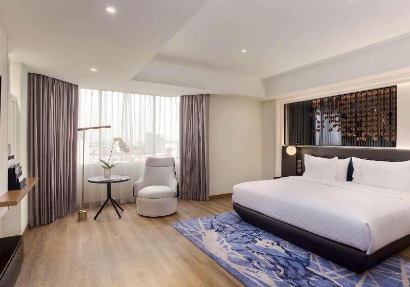 适合残疾人使用的标准间, Holiday Inn Express & Suites   Gaylord, An Ihg