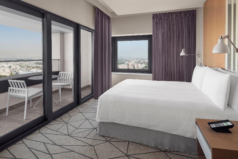 Апартаменты 1 Спальня, Holiday Inn & Suites   Dubai Festival City Mall, An Ihg