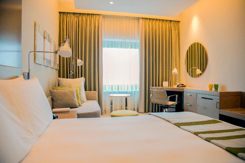 Номер Deluxe Кровать Кинг, Holiday Inn & Suites   Dubai Festival City Mall, An Ihg