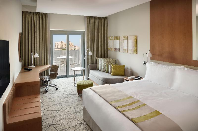 Номер Superior с Террасой, Holiday Inn & Suites   Dubai Festival City Mall, An Ihg