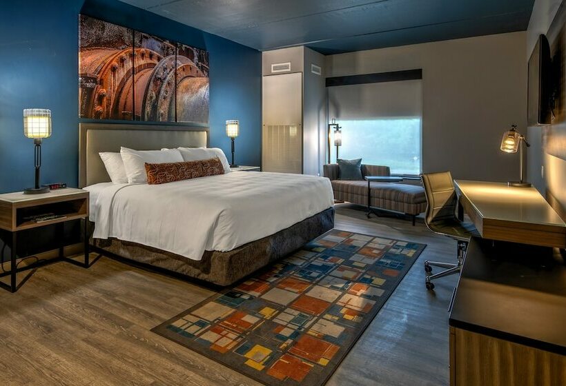 Номер Стандарт, Indigo Pittsburgh University   Oakland, An Ihg