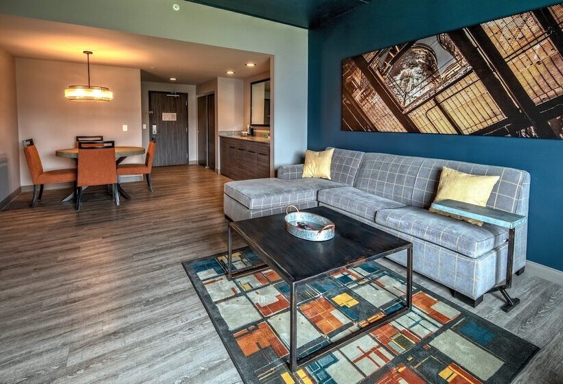 Люкс, Indigo Pittsburgh University   Oakland, An Ihg