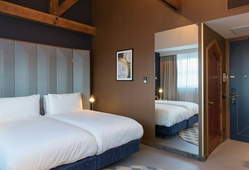 Номер Стандарт, Indigo The Hague   Palace Noordeinde, An Ihg