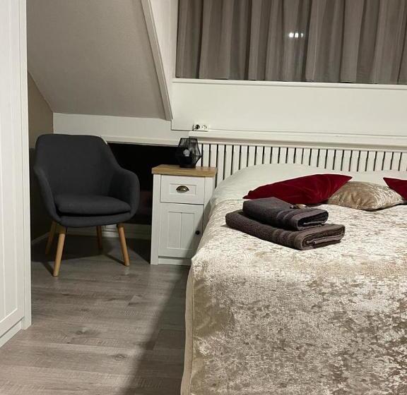 기본룸, B&b Plompetorenzicht