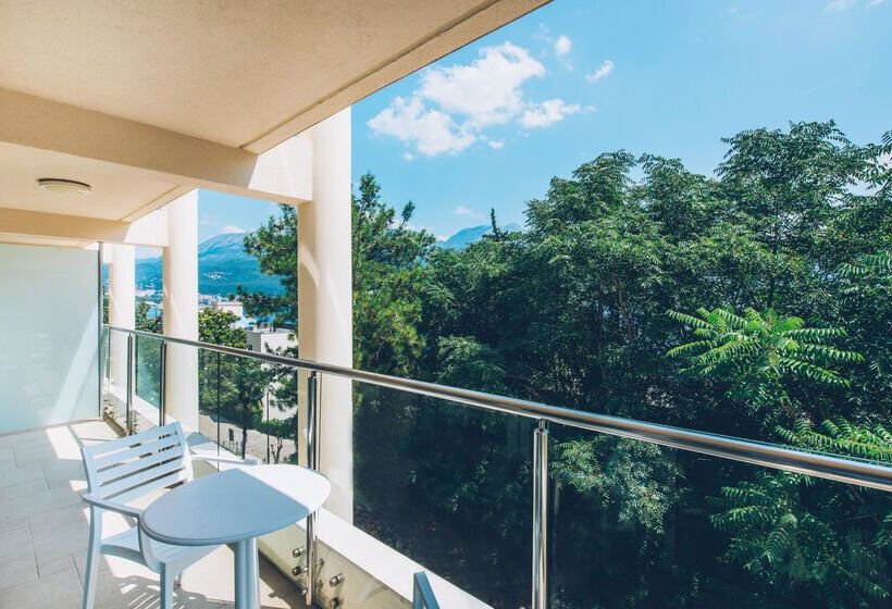 가든 전망 주니어 스위트, Iberostar Waves Herceg Novi - All Inclusive