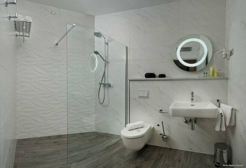 اتاق سوپریور با چشم‌انداز شهر, Priska Med Luxury Rooms