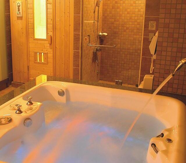 اتاق استاندارد با وان آب گرم, Sunflower Motel