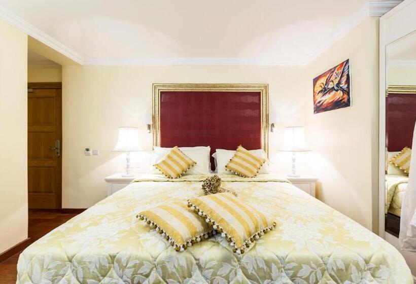 جناح سوبيريور, Linton Hotel Luton