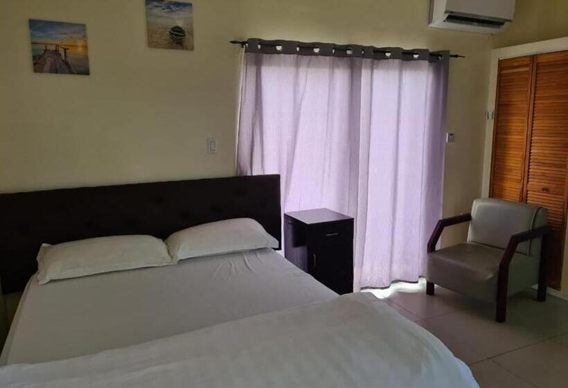 带阳台的标准单人间, Oriental Suites