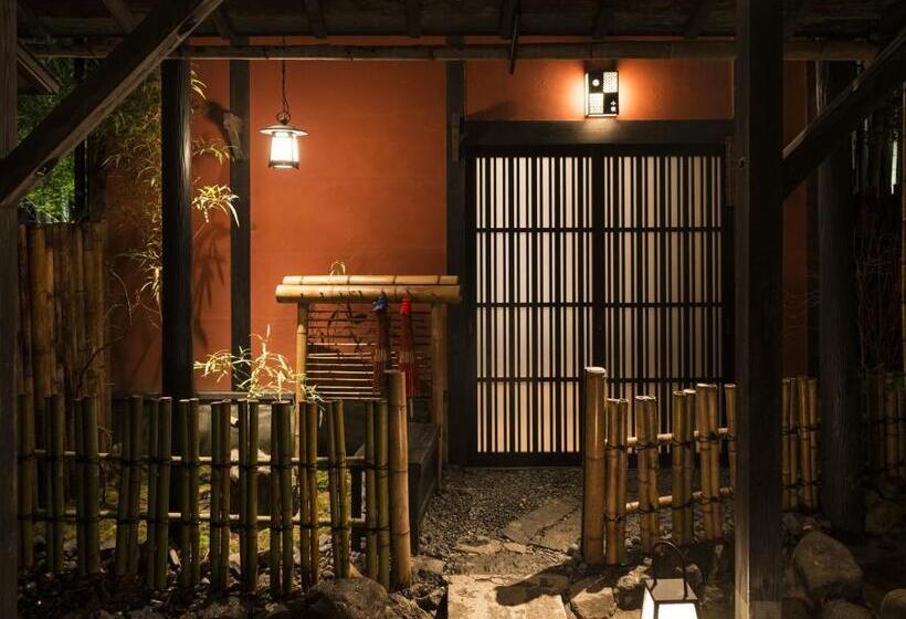 스위트 킹사이즈 침대, Hikyou Shirakawagensen Sansou Takefue