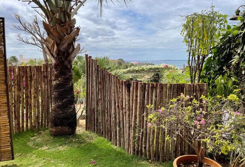 اتاق لوکس با چشم‌انداز دریا, Le Jardin Exotique