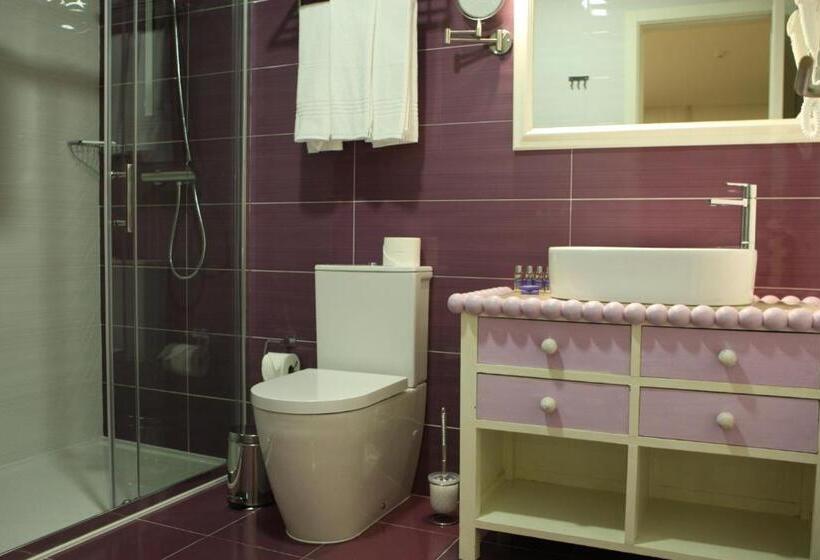 Трехместный Номер Стандарт с Балконом, Art'otel Barcelos
