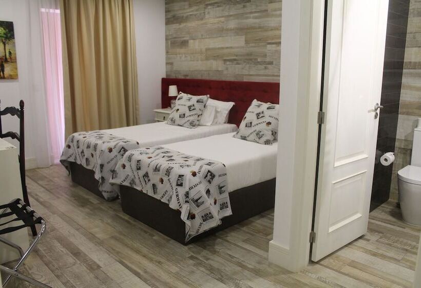 Номер Стандарт с Балконом, Art'otel Barcelos