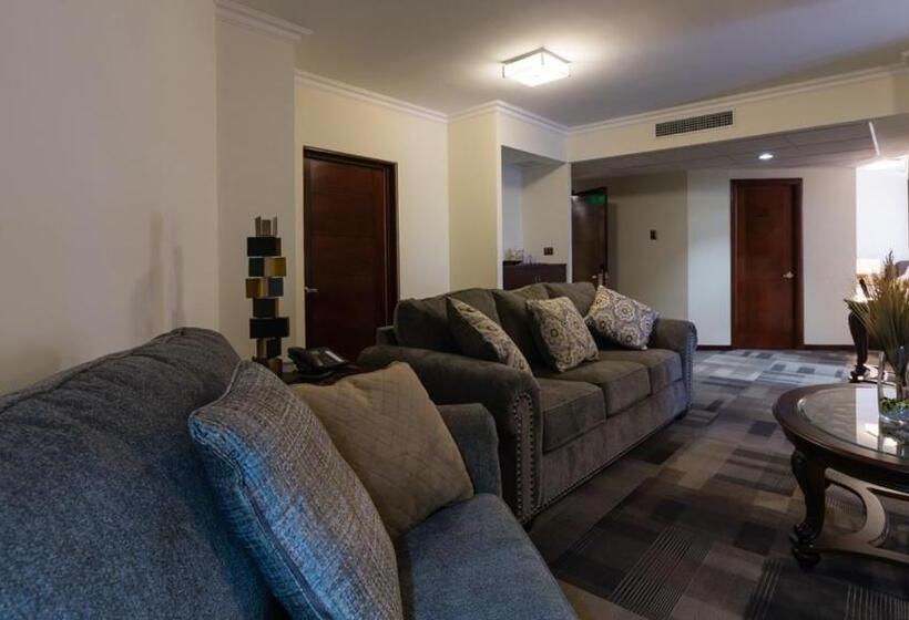 سوئیت پرزیدنت, Costa Pacifico   Suite