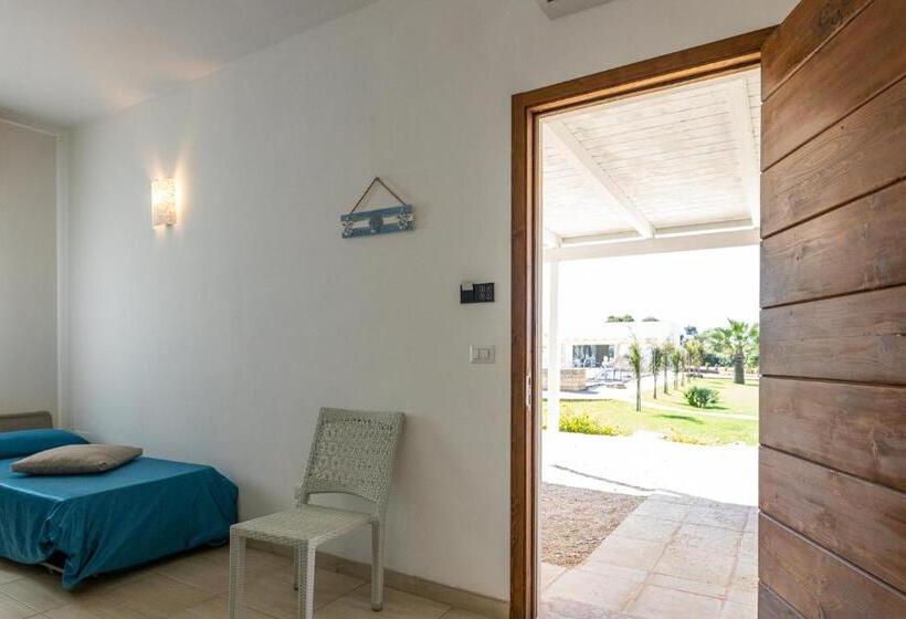 Четырехместный Номер Стандарт Вид на Сад, Stella Marina B&b