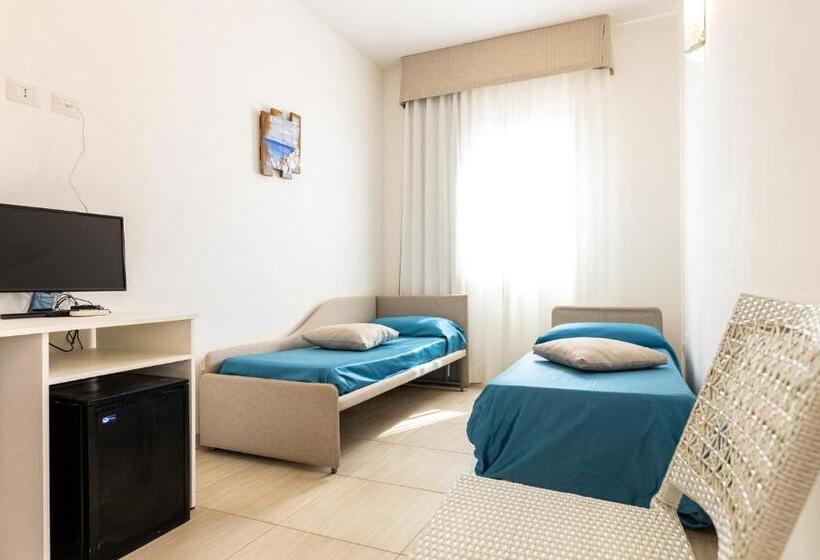 Четырехместный Номер Стандарт Вид на Сад, Stella Marina B&b