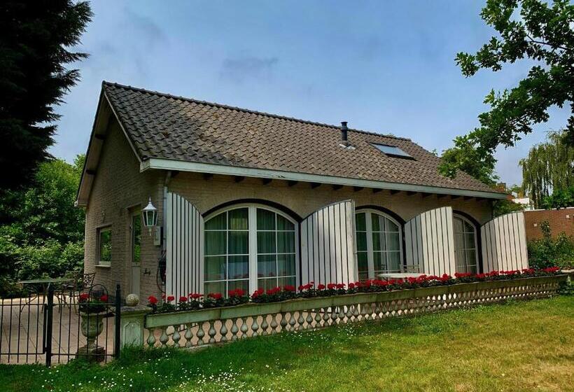 Бунгало Стандарт, Pension 't Huys Grol