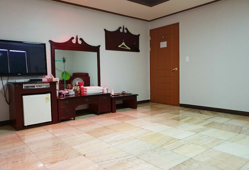 Номер Стандарт, Plus Motel
