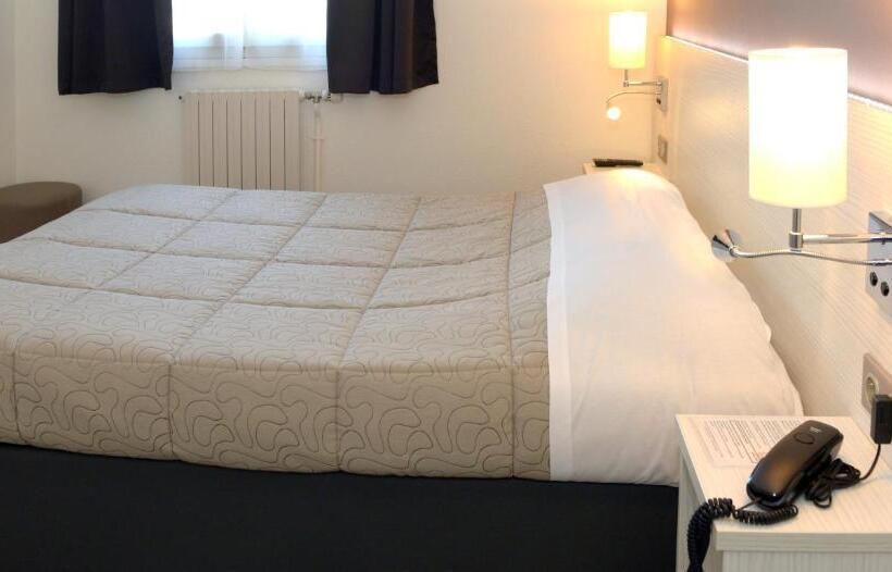 Семейный Номер, Contact Hôtel Du Cerf
