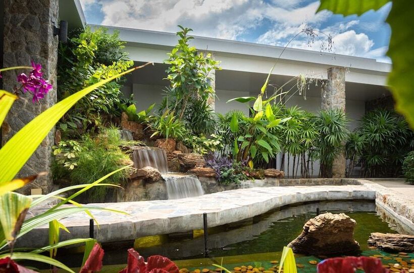 Люкс с Бассейном, Pumeria Resort Phuket