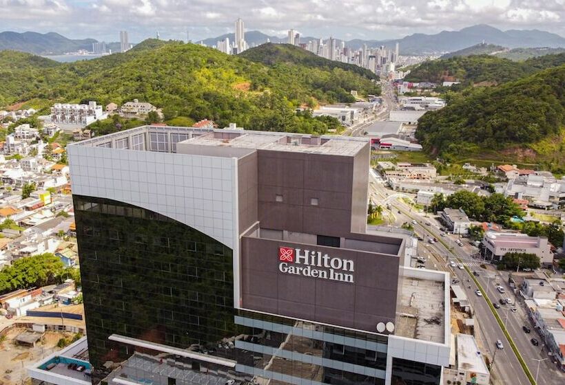 수피리어 룸, Hilton Garden Inn Itajai Praia Brava