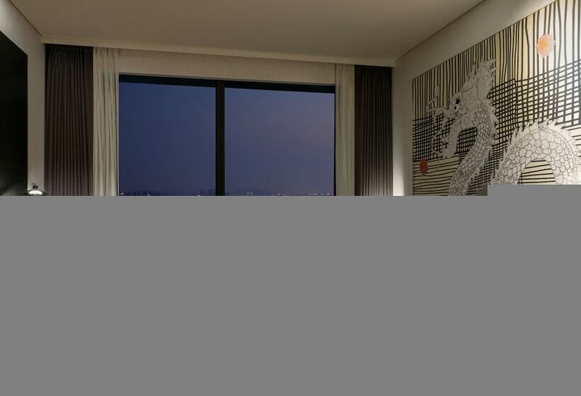 Номер Deluxe, Novotel Ambassador Seoul Yongsan