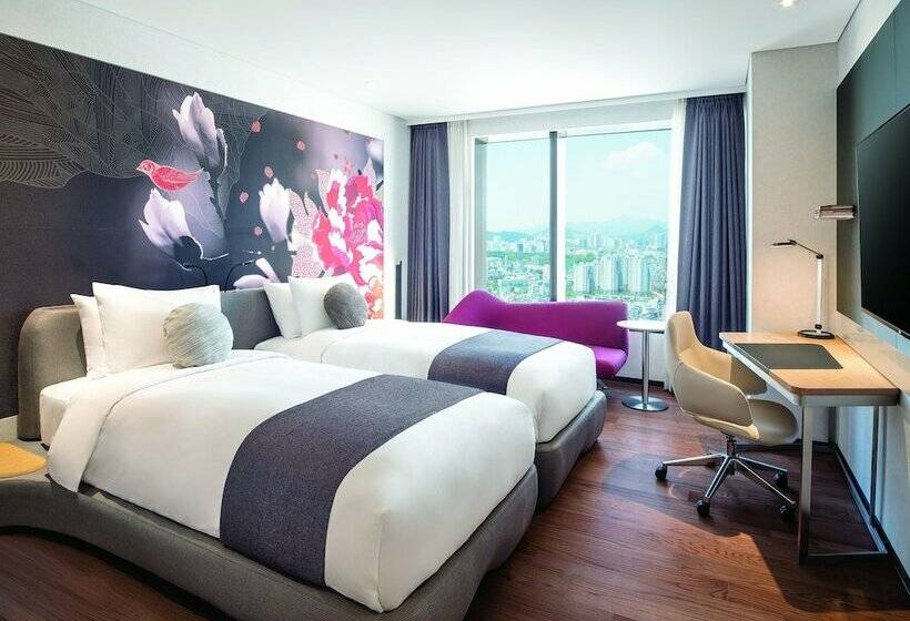 Номер Deluxe, Novotel Ambassador Seoul Yongsan